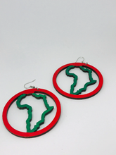 Load image into Gallery viewer, Hand Painted Wooded Hoop Earrings with Africa Shape (Green and Red)
